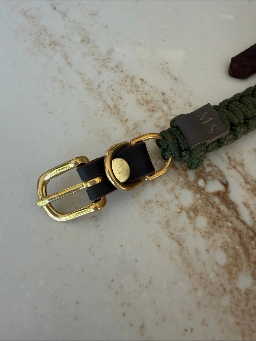 Molly & Stitch Touch of Leather Dog Collar Size M - military and brass